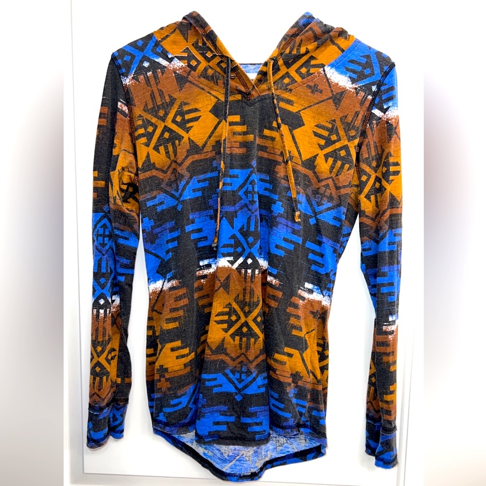 Aztec print long sleeve w/ hood
